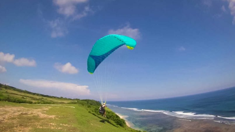 paragliding safety tips